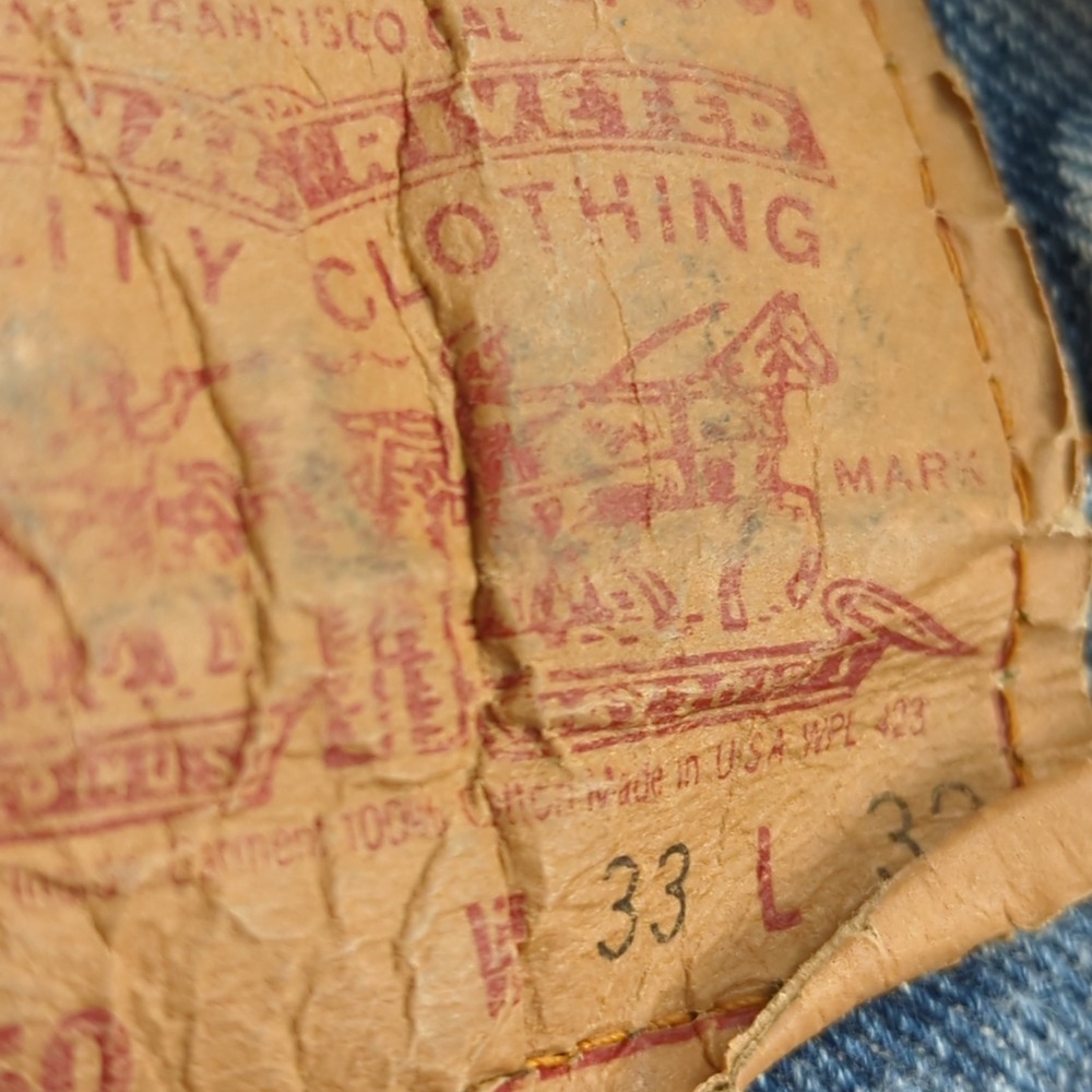 Vintage 90s Levis 550 Jorts Mens 33 (Fits 32) Blue Light Wash Faded Cut Off USA - Picture 7 of 14